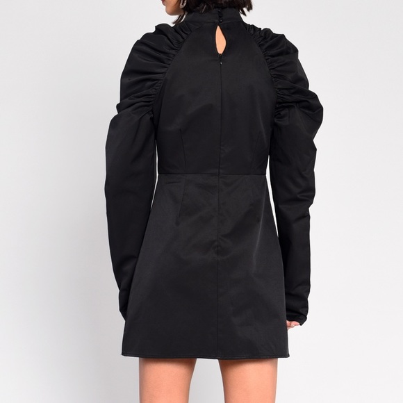 🌟NWT🌟Long Sleeve Designer Dress - Picture 3 of 6